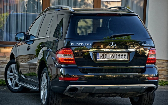 Mercedes-Benz ML cena 49999 przebieg: 330000, rok produkcji 2009 z Brzozów małe 781